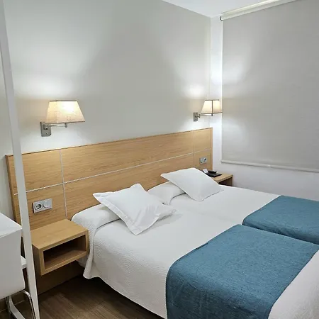 Musika Plaza Guest house *