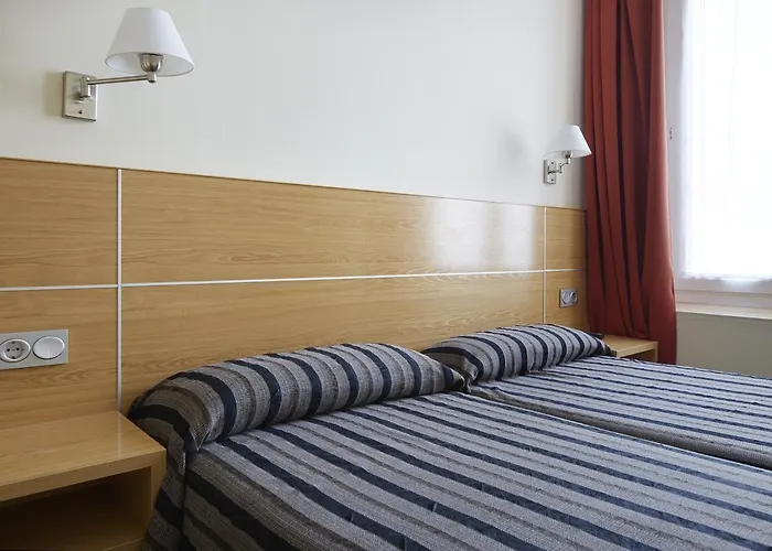 Musika Plaza Guest house *